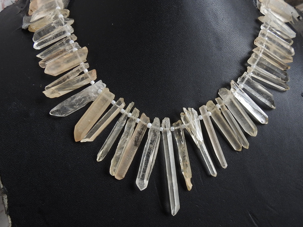 Natural Crystal Quartz Rough Stick Points Wholesale Raw Mineral Stone Healing Point Loose Crystal Supplies 20-35MM Long 8 Inch Strand R6