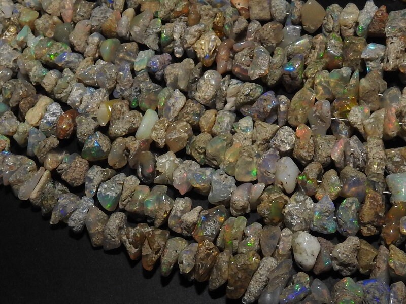 Natural Ethiopian Opal Rough Chips, Multi Fire Raw Opal Beads, Uncut Loose Stone Strand, Wholesaler Supplies, 5-7mm, 16 Inches