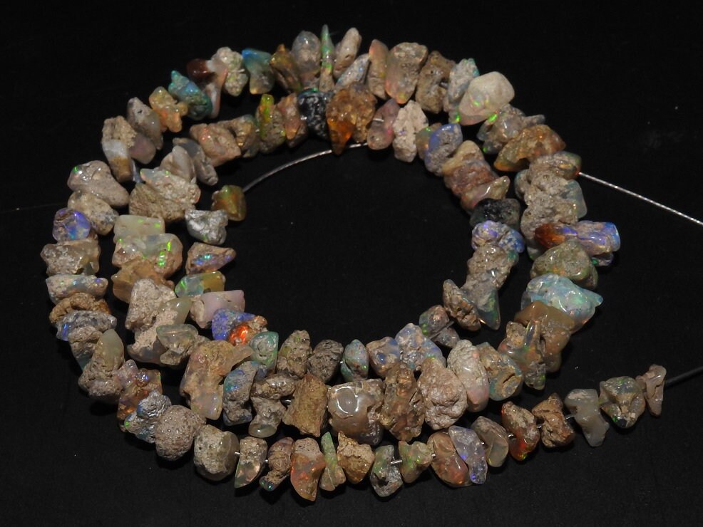 Natural Ethiopian Opal Rough Chips, Multi Fire Raw Opal Beads, Uncut Loose Stone Strand, Wholesaler Supplies, 5-7mm, 16 Inches