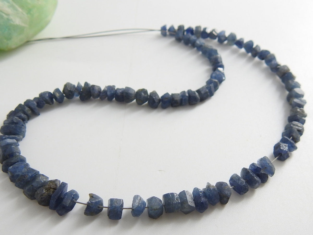 Wholesale Natural Blue Sapphire Crystal Rough Beads 9in Strand 3-5mm Loose Raw Gemstone Bead for DIY Jewelry Making Supplies New Arrival