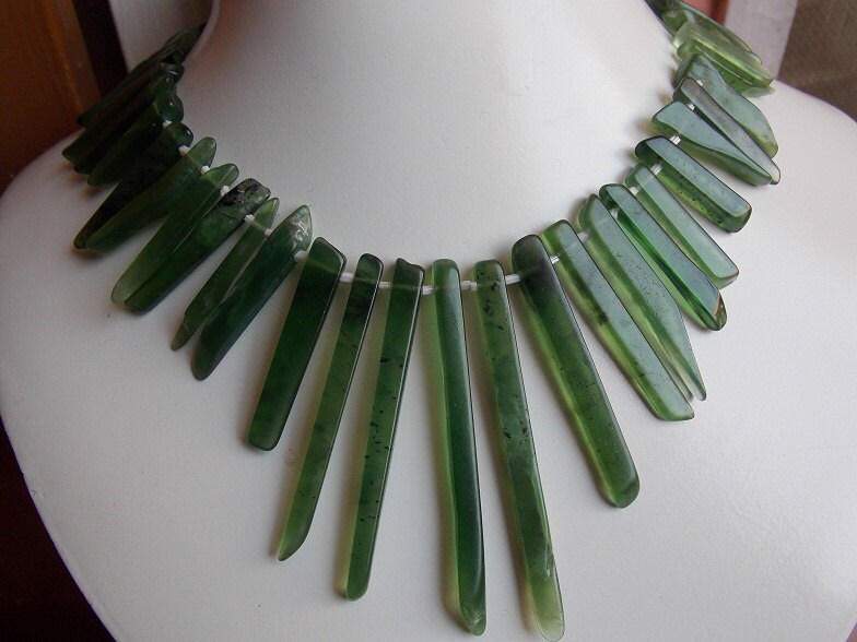 Natural Serpentine Beads Polished Rough Stick Spike Strand 16 Inches (55x5mm) Wholesale Green Stone Supply R-6