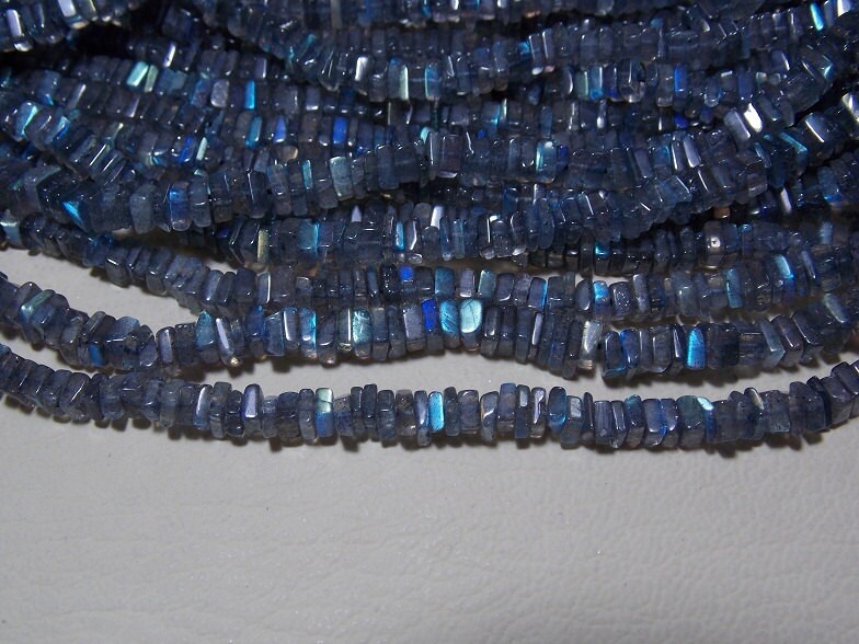 Labradorite Multi Fire Smooth Heishe Bead Square Cushion 16Inches Strand Handmade Loose Stone Wholesaler Supplies PME-H1